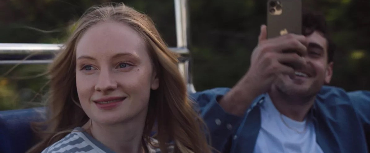 Gina Bernhoft Gørvell - « Dates IRL ».